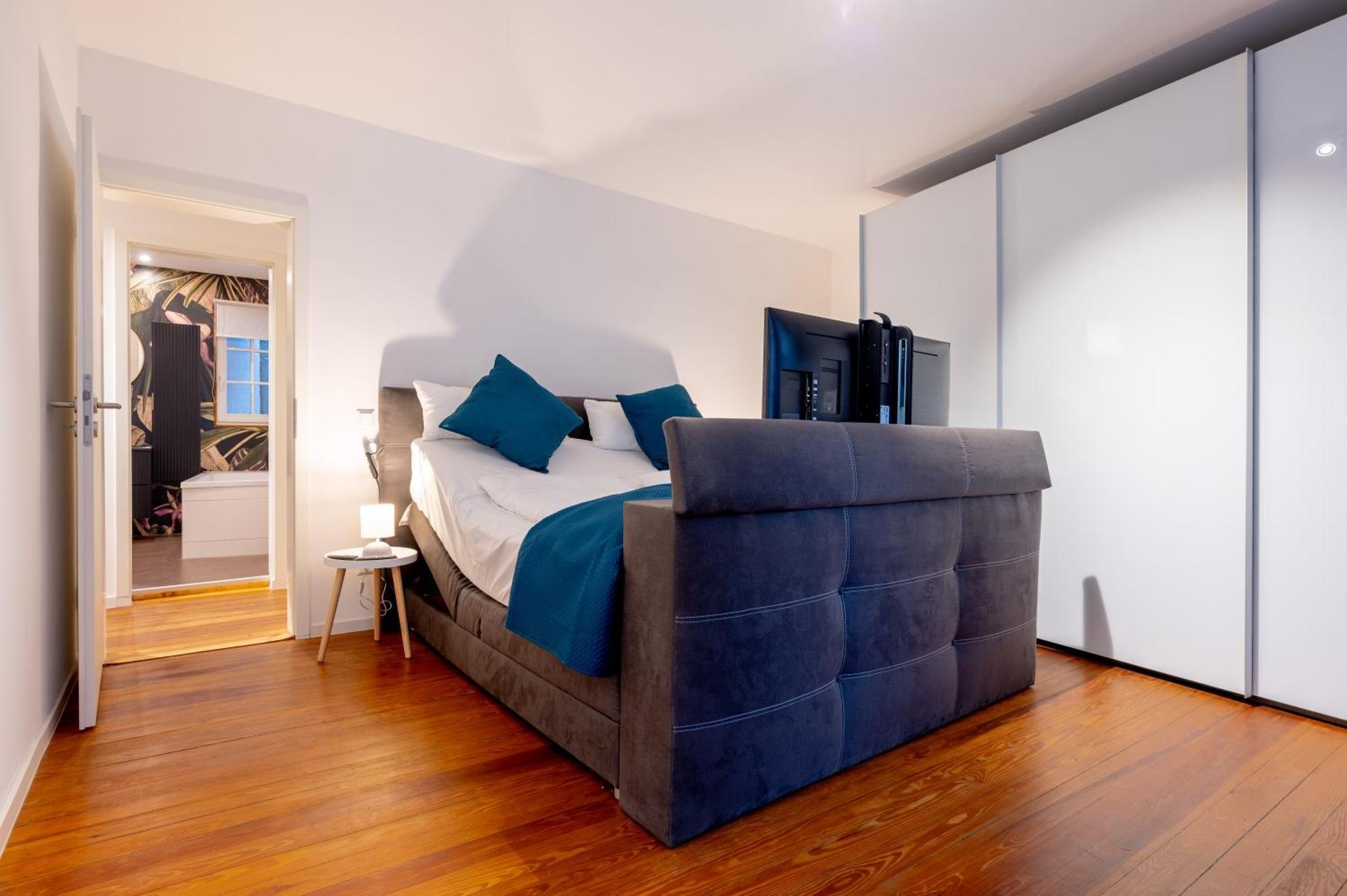 Apartment Lit Living Altstadt - Boutique - Parking